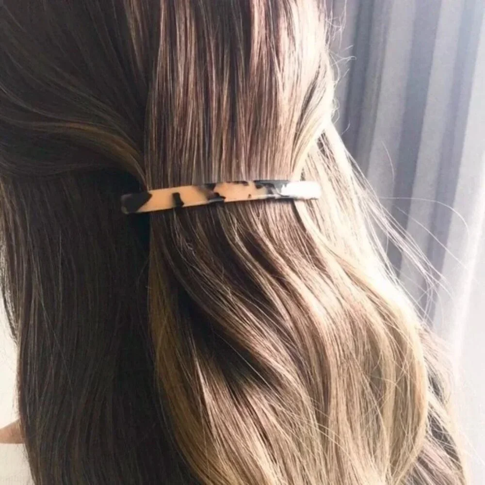 “Anna” Tortoise Shell Chic Hair Barrette Pin/Clip